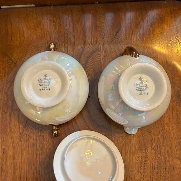 Vintage Nautilus Eggshell Iridescent Creamer & Sugar Set - Picture 4 of 11